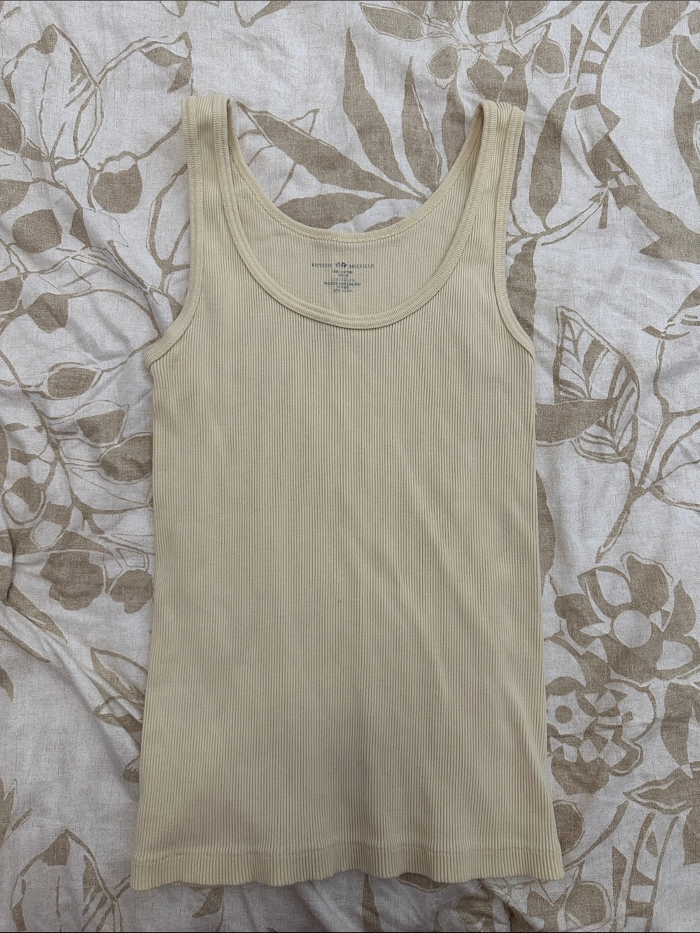 Brandy Melville Ribbed Tank Top in Light Beige